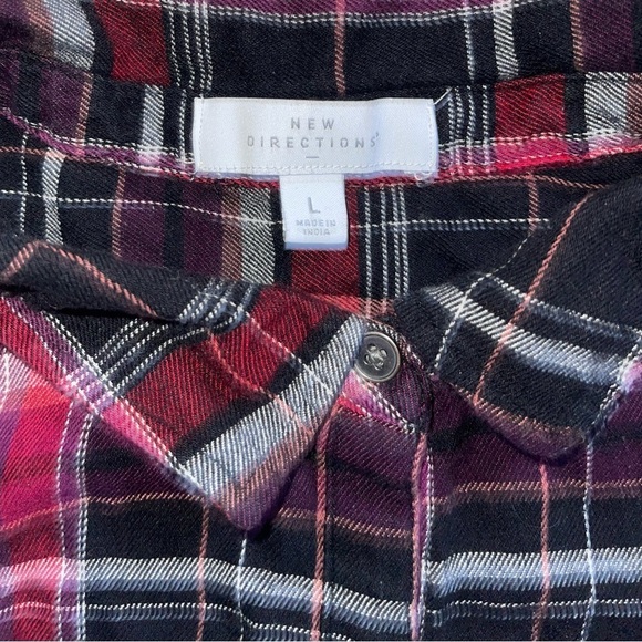 New Directions Plaid Long Sleeve Button Down Shirt Women’s Large Navy Red Gray - Picture 4 of 8
